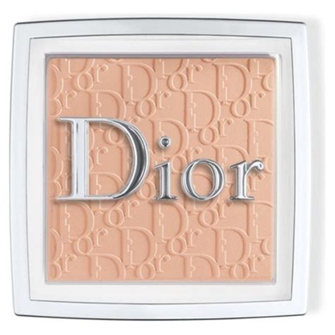 dior backstage puder|Dior Backstage powder swatches.